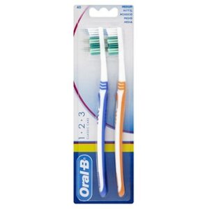 Oral B Toothbrush Classic Care Twin Pack