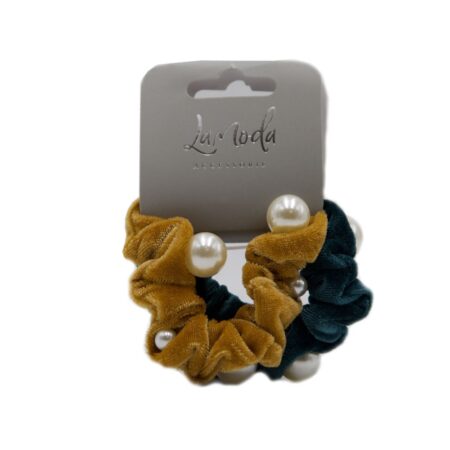 PEARLISED VELVET SCRUNCHIES