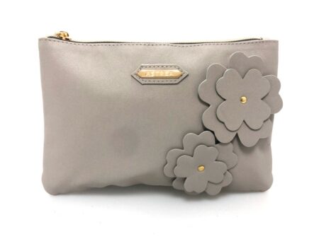 FLOWER EMB CLUTCH GREY